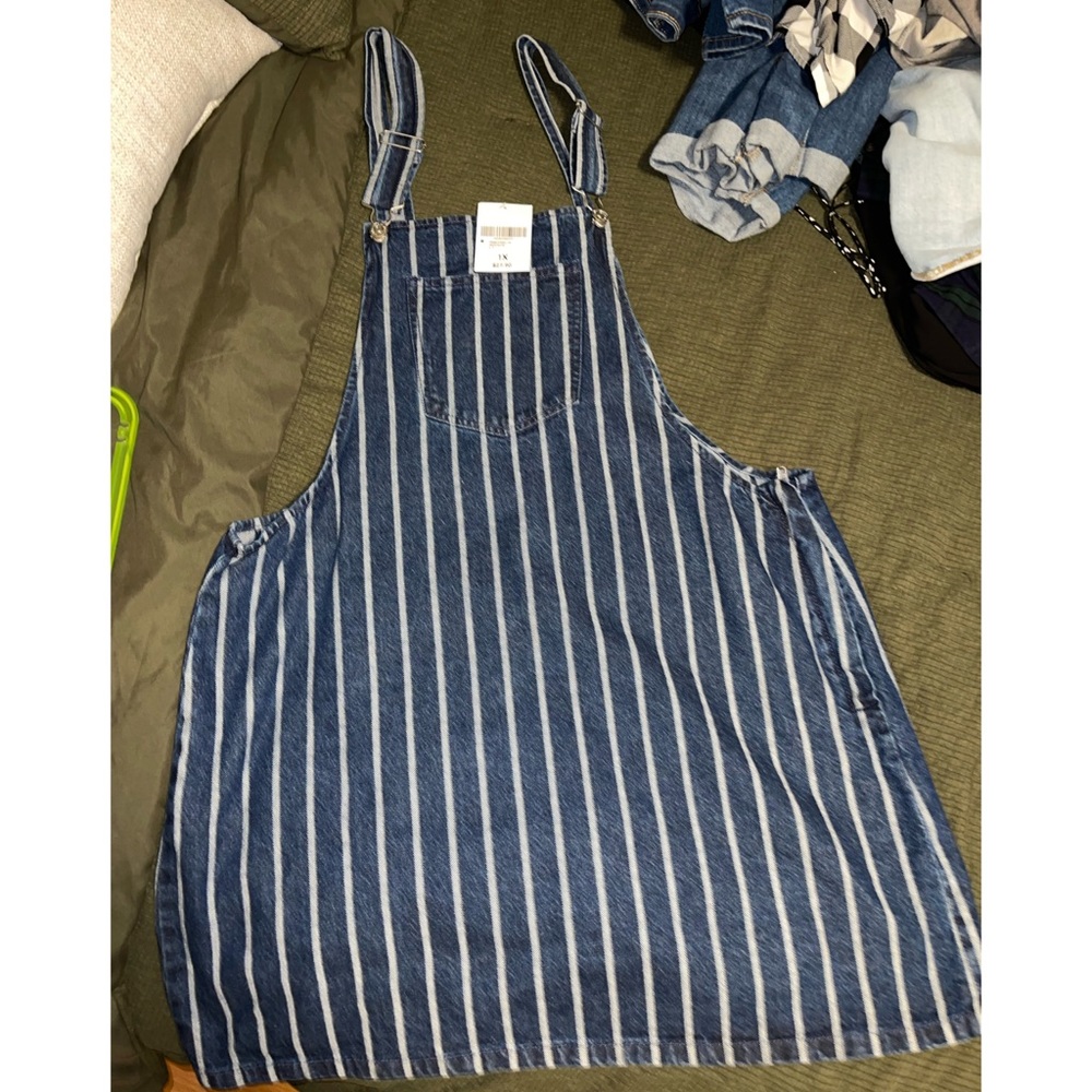 Forever 21 plus striped denim overall dress